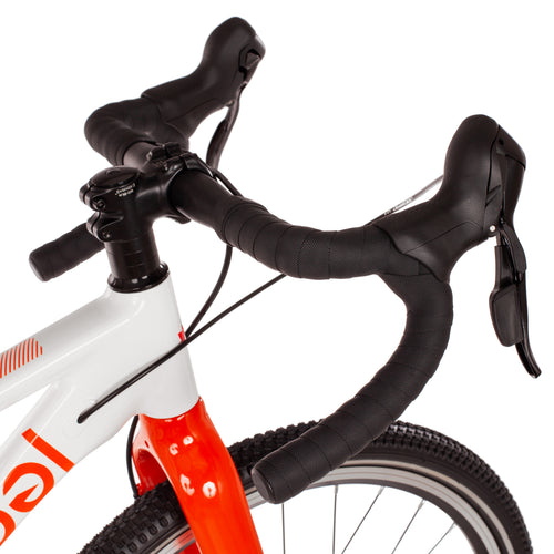 Kinder Gravel Bike schmaler Lenker